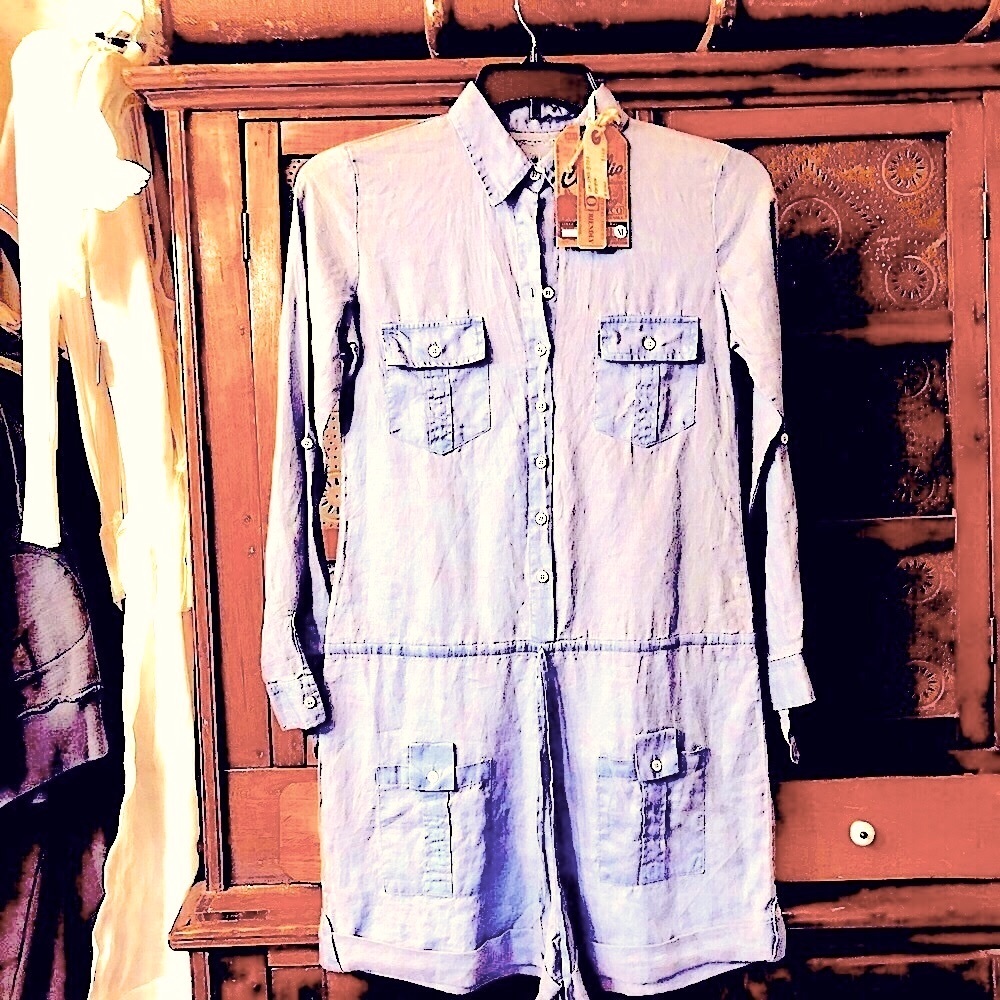 💙💙💙🦋🦋 Vintage blue NWT Milano romper